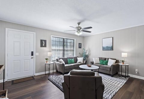 Sweet Hickory in Trenton Georgia House in Trenton