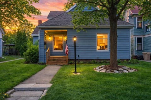 Property building, Street view