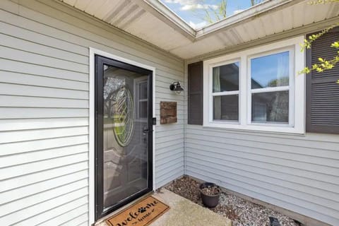 Minutes to Notre Dame - The Light on Brighton House in South Bend