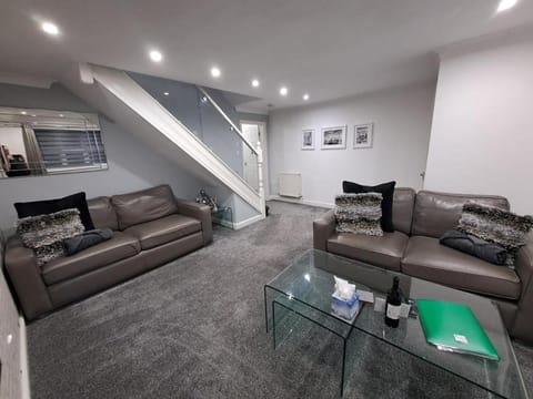 3 Bed Detached House Tottington House in Bury