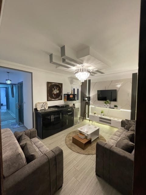 TV and multimedia, Kitchen or kitchenette, Living room, Seating area, Dining area, Evening entertainment, air conditioner