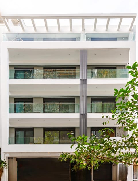 Property building, Day, View (from property/room), Balcony/Terrace