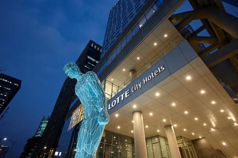 Facade/entrance, Night, Property logo or sign