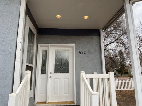 Property building, Facade/entrance