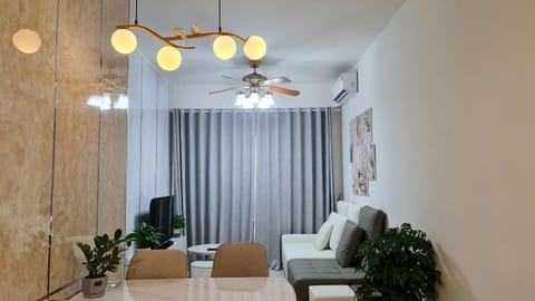 TV and multimedia, Living room, Photo of the whole room, Seating area