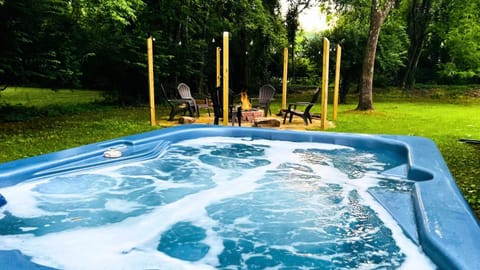 People, People, Natural landscape, Garden, Garden view, Pool view, Swimming pool