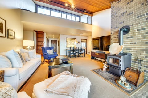 Water Views and Marina Access Port Ludlow Getaway Apartment in Port Ludlow