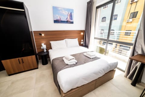 Affordable Studio Apartment - by HostMT Apartment in Saint Paul's Bay