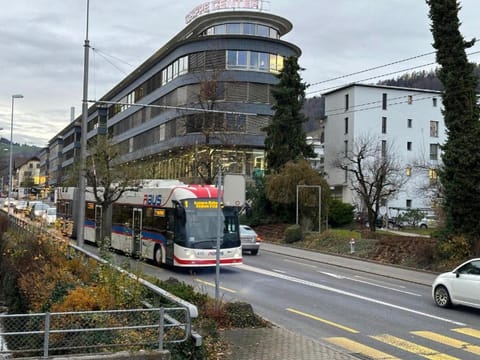 Moderne Zimmer in Luzern Kriens Vacation rental in Lucerne