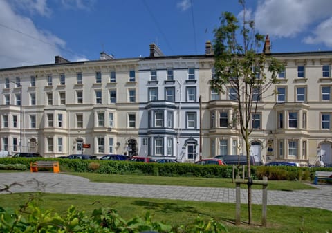 Sandy Bay Suites Apartment in Bridlington