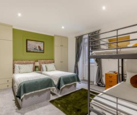 Sandy Bay Suites Apartment in Bridlington