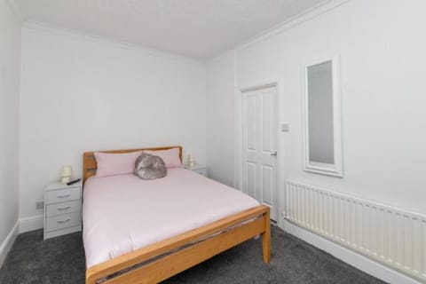 Charming 2-bedroom house Apartment in Hartlepool
