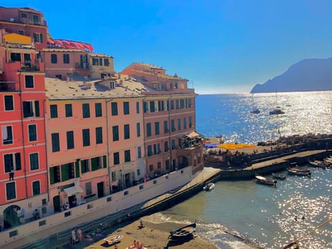 Nearby landmark, Day, Natural landscape, City view, Mountain view, Sea view