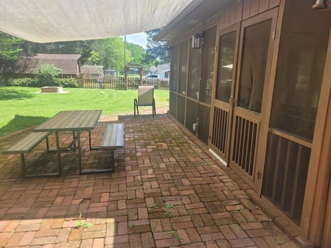 Green Meadow Cabin Cabin in Tennessee