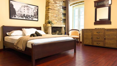 Bed, Living room, Bedroom