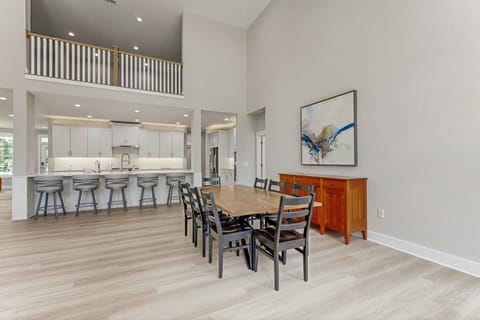 Lake House Escape House in Lake Anna