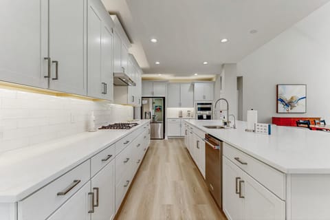 Lake House Escape House in Lake Anna