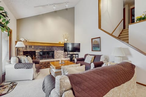 Ski & Tee Boyne Highlands Townhouse House in Michigan