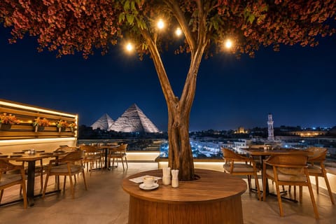 Restaurant/places to eat, View (from property/room)