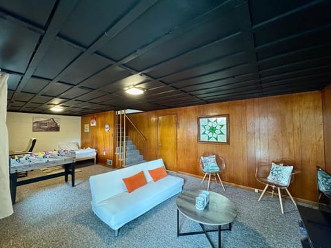 Bridgeport House WV, Close to UHC, FBI, The Bridge Complex House in Bridgeport