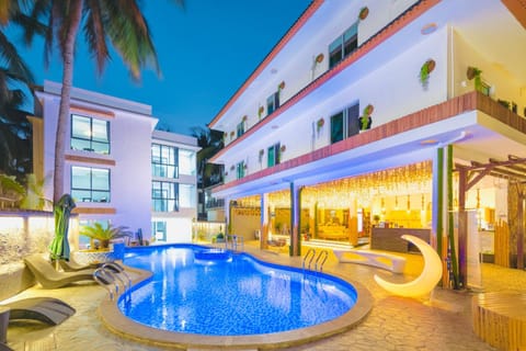 Garden, Swimming pool