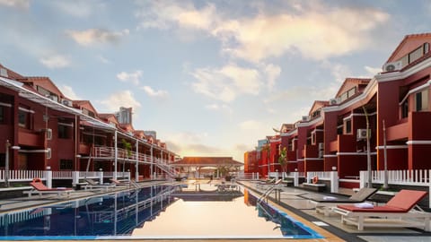 Property building, Swimming pool
