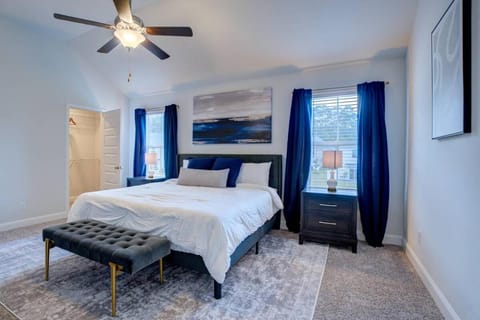 A Modern Oasis Near Savannah Apartment in Pooler