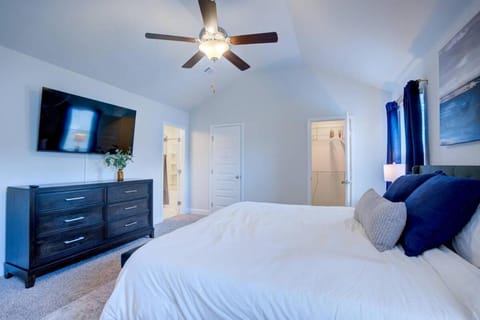 A Modern Oasis Near Savannah Apartment in Pooler