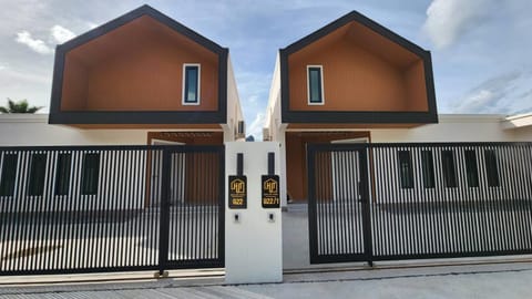 Property building, Day