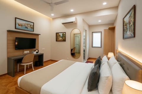 Bed, Bedroom