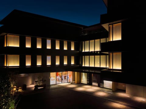 Property building, Night