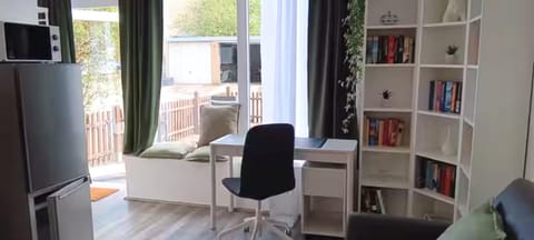 Library, Living room