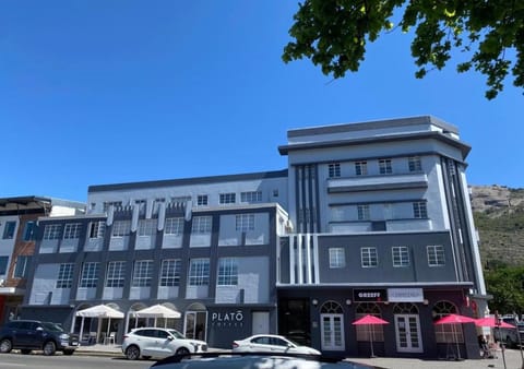 Property building, Day, Street view, Location