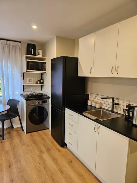 Coffee/tea facilities, Kitchen or kitchenette, toaster