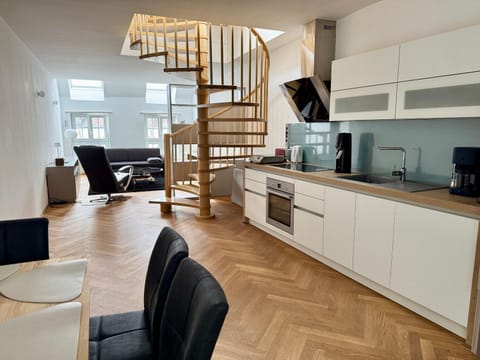 Living room, Photo of the whole room, kitchen
