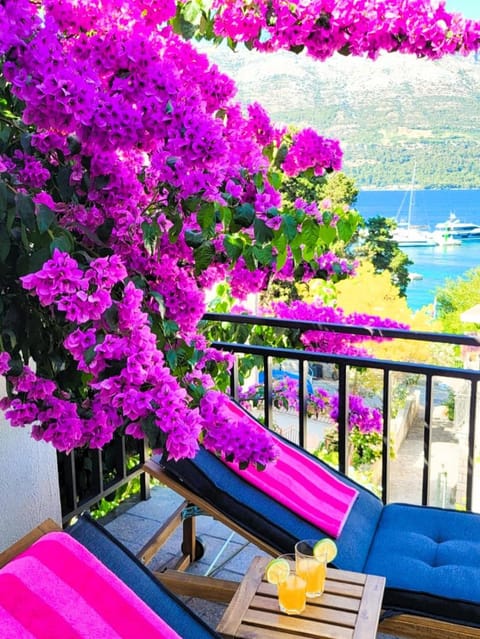 Day, View (from property/room), Balcony/Terrace, Garden view, Mountain view, Sea view