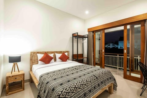 Bed, Balcony/Terrace, Photo of the whole room, Bedroom