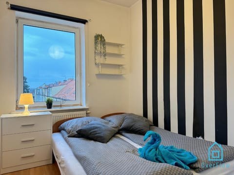 Swan Room -15 Minutes to Gdańsk Old Town & Seaside Vacation rental in Gdansk