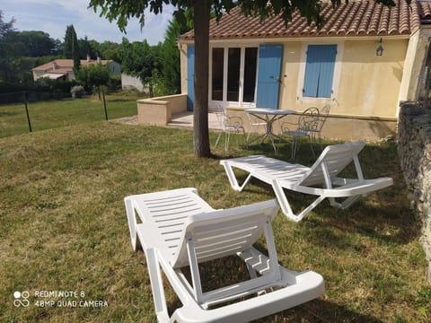 Domaine Guiton Cerise noire Apartment in Grignan