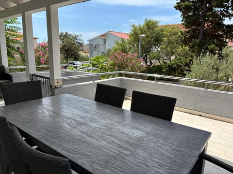 Garden, Balcony/Terrace