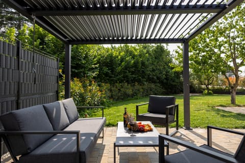 Patio, Day, Garden, Garden, Seating area, Garden view