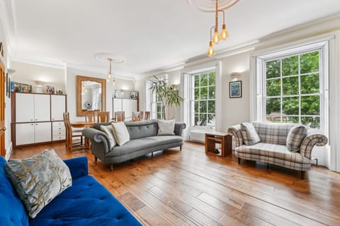 Communal lounge/ TV room, Living room