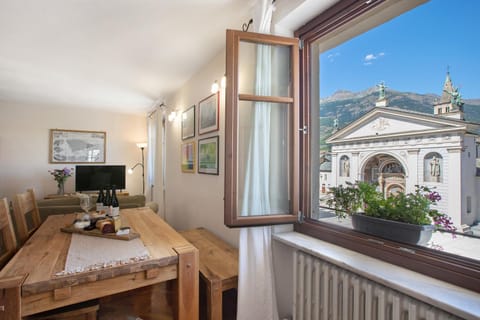 Property building, Living room