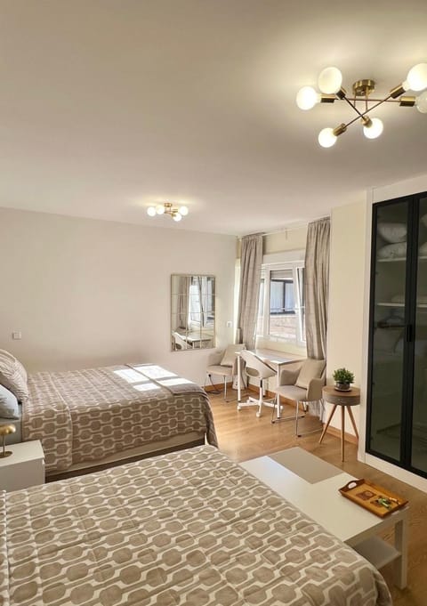 Bed, Photo of the whole room, Decorative detail