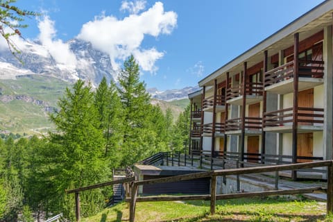 Property building, Mountain view