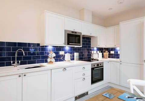 Coffee/tea facilities, Kitchen or kitchenette