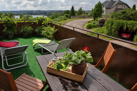 Natural landscape, View (from property/room), Balcony/Terrace, Balcony/Terrace, Seating area