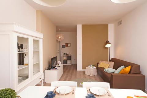 PeschieraHome Apartments Apartment in Peschiera del Garda