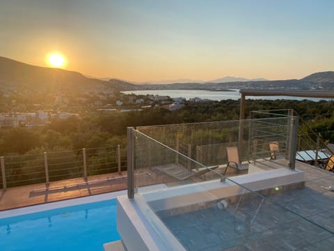 Balcony/Terrace, Swimming pool