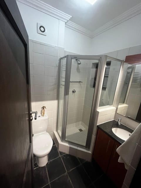 Live Like a Local in Stellies - By ARPA Hospitalities Apartment in Stellenbosch